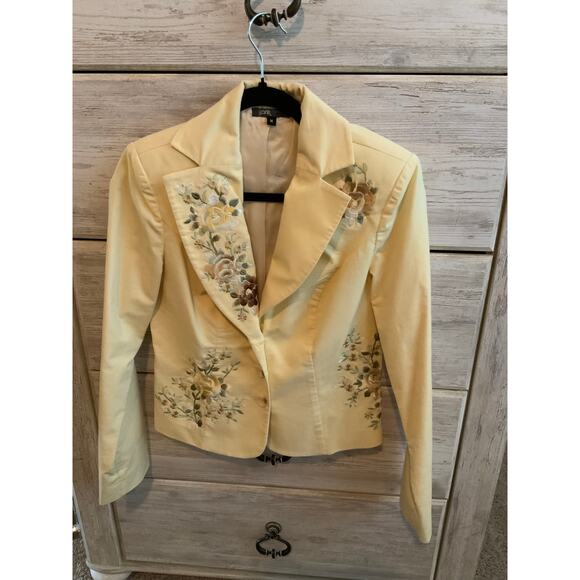 Butter Yellow Corduroy Blazer with Floral Embroidery- Medium - Picture 1 of 3